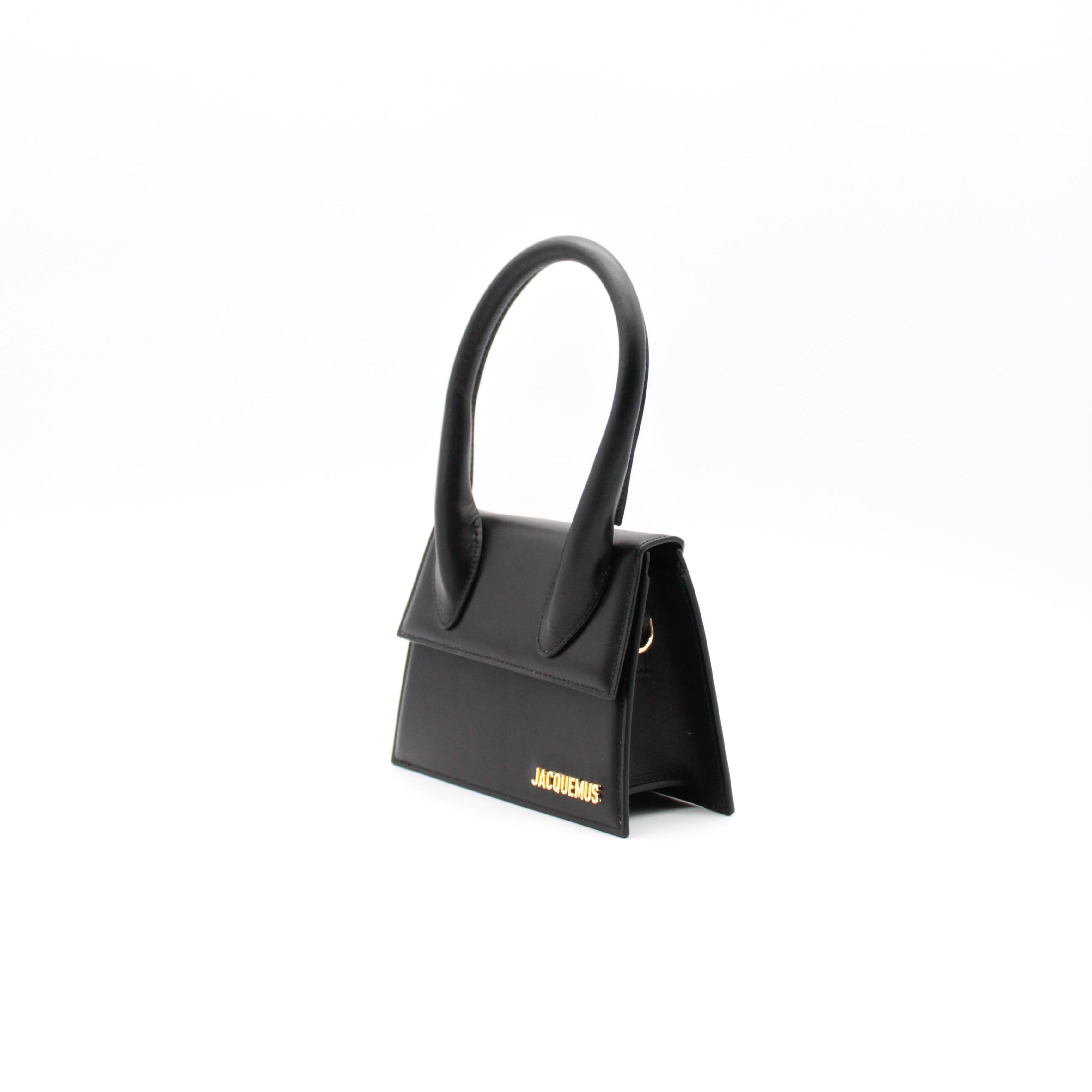 JACQUEMUS LE CHIQUITO MOYEN BAG BLACK