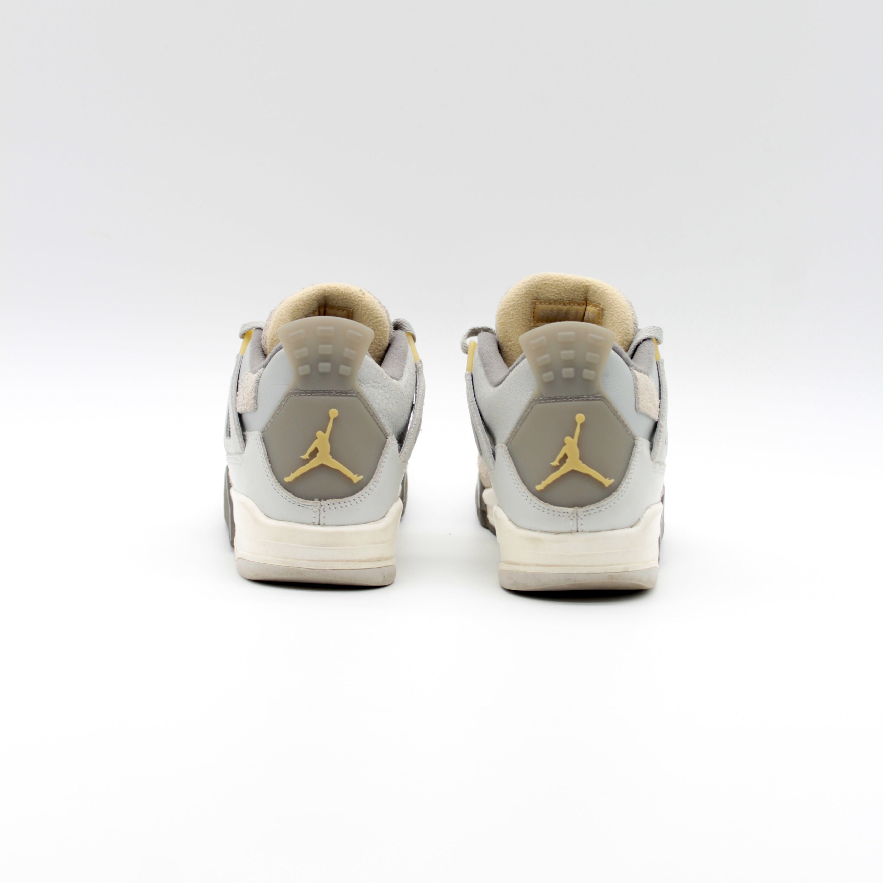 SECONDHAND - AIR JORDAN 4 CRAFT Size 38.5