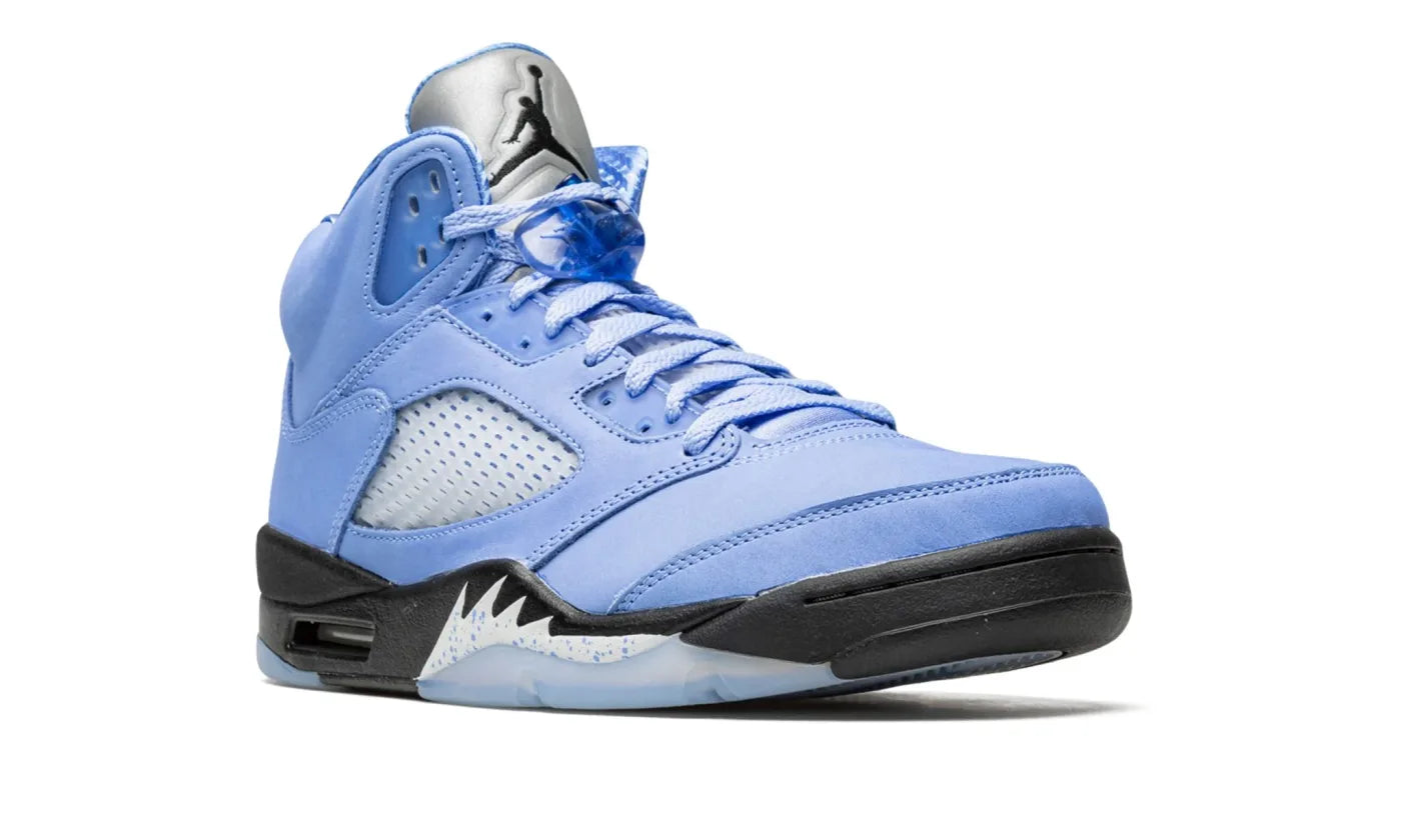 AIR JORDAN 5 RETRO UNC UNIVERSITY BLUE