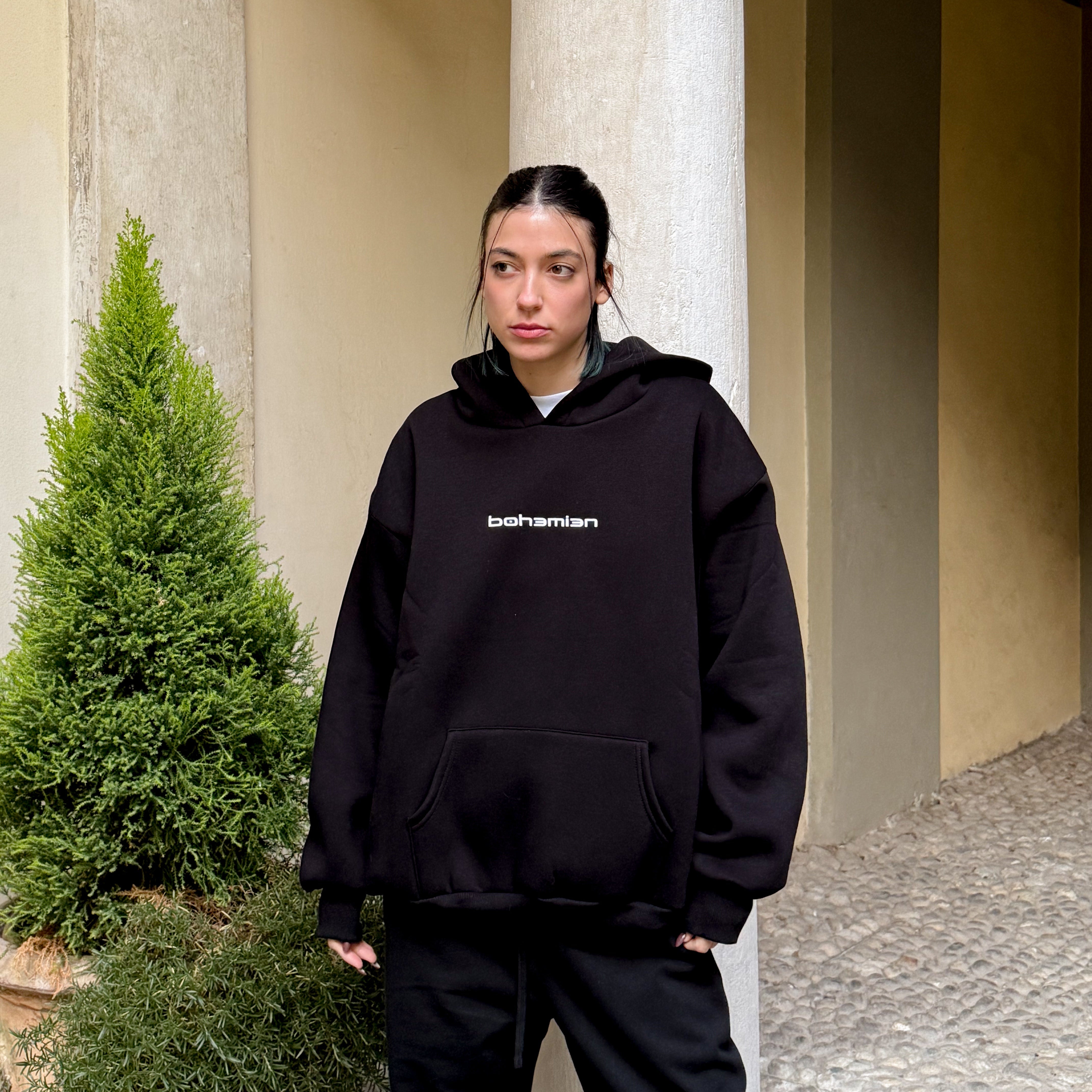 BLACK SUN LOGO HOODIE BLACK - Bohemien