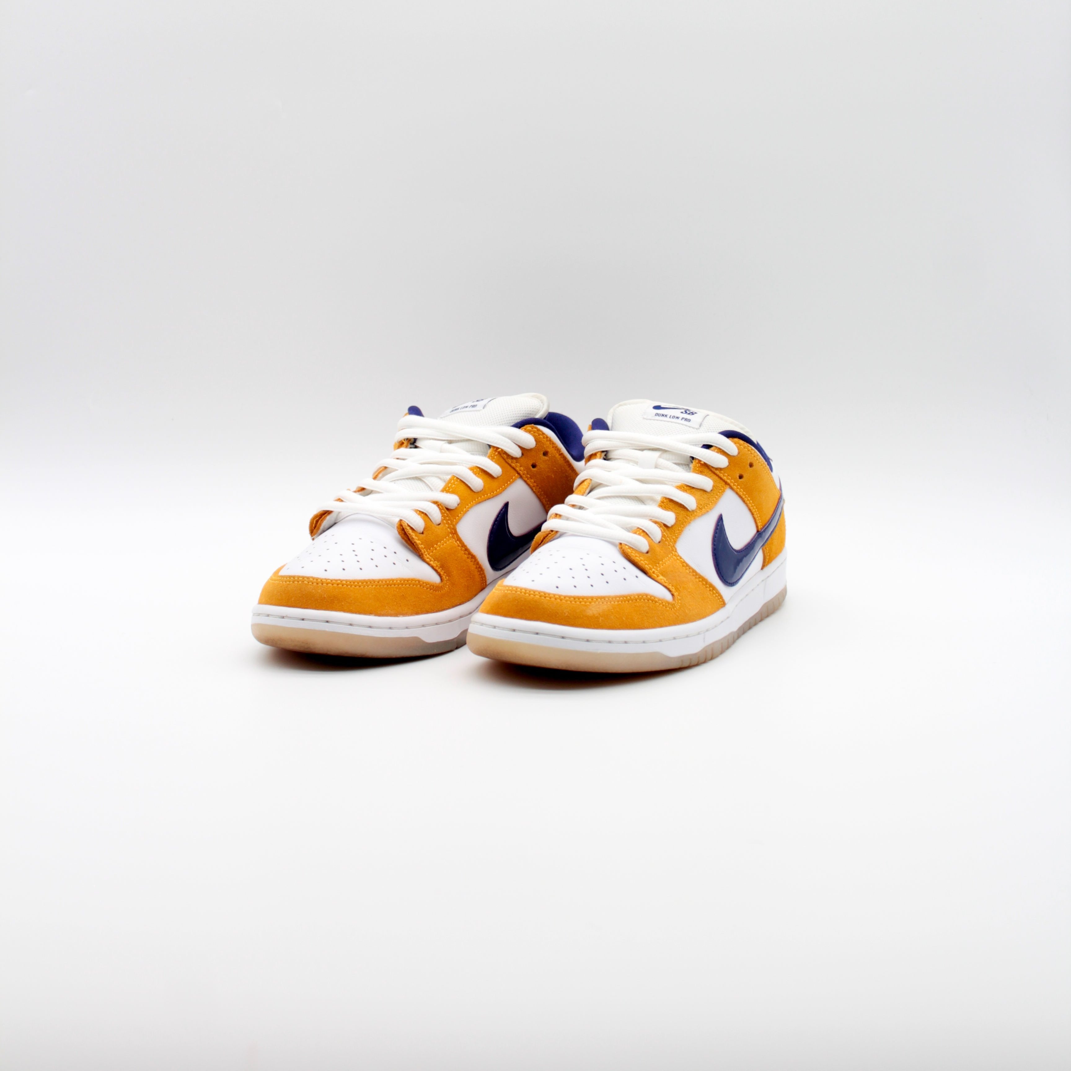 SECONDHAND - NIKE DUNK SB LOW LASER ORANGE Size 44