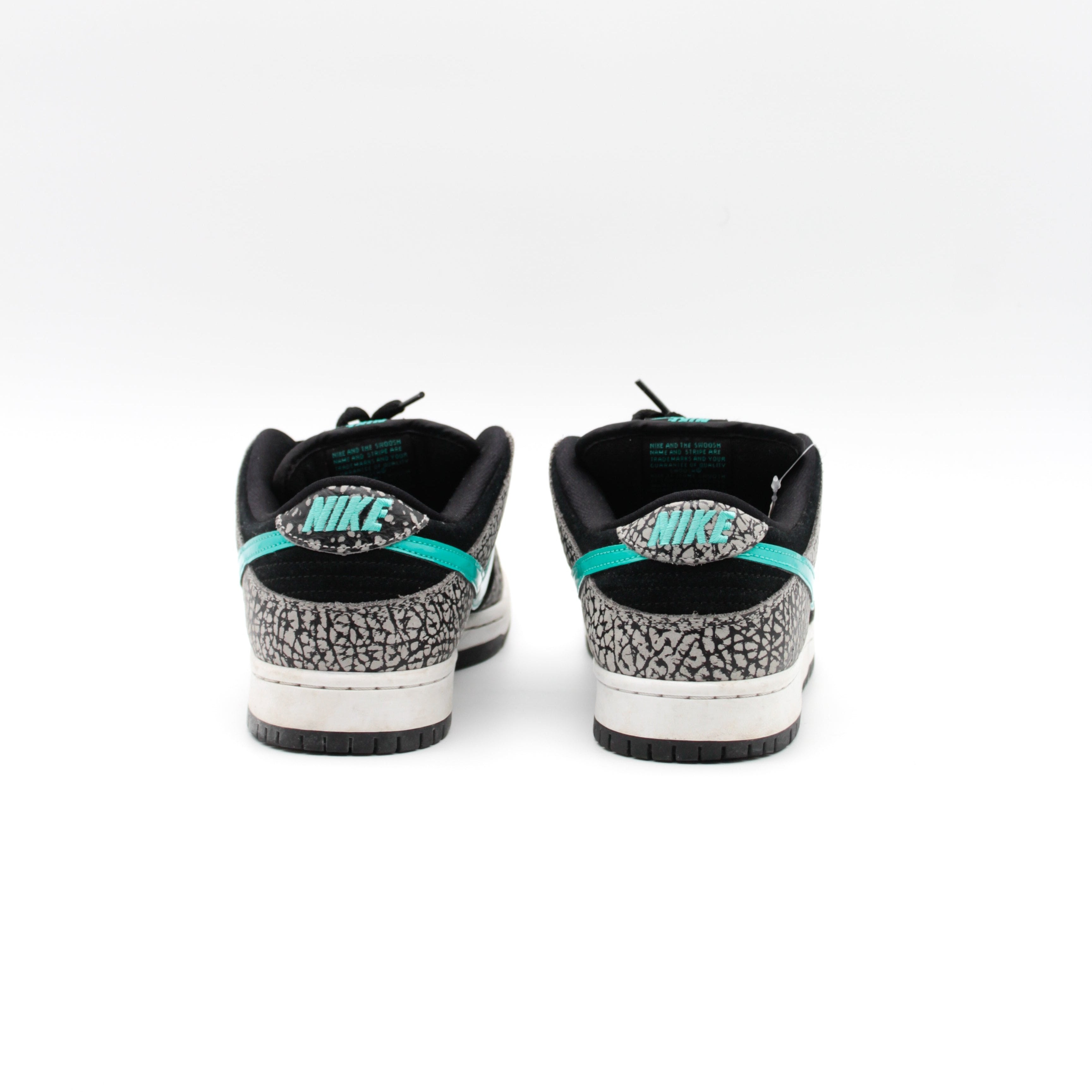 SECONDHAND - NIKE DUNK LOW SB PRO ATMOS ELEPHANT Size 42.5