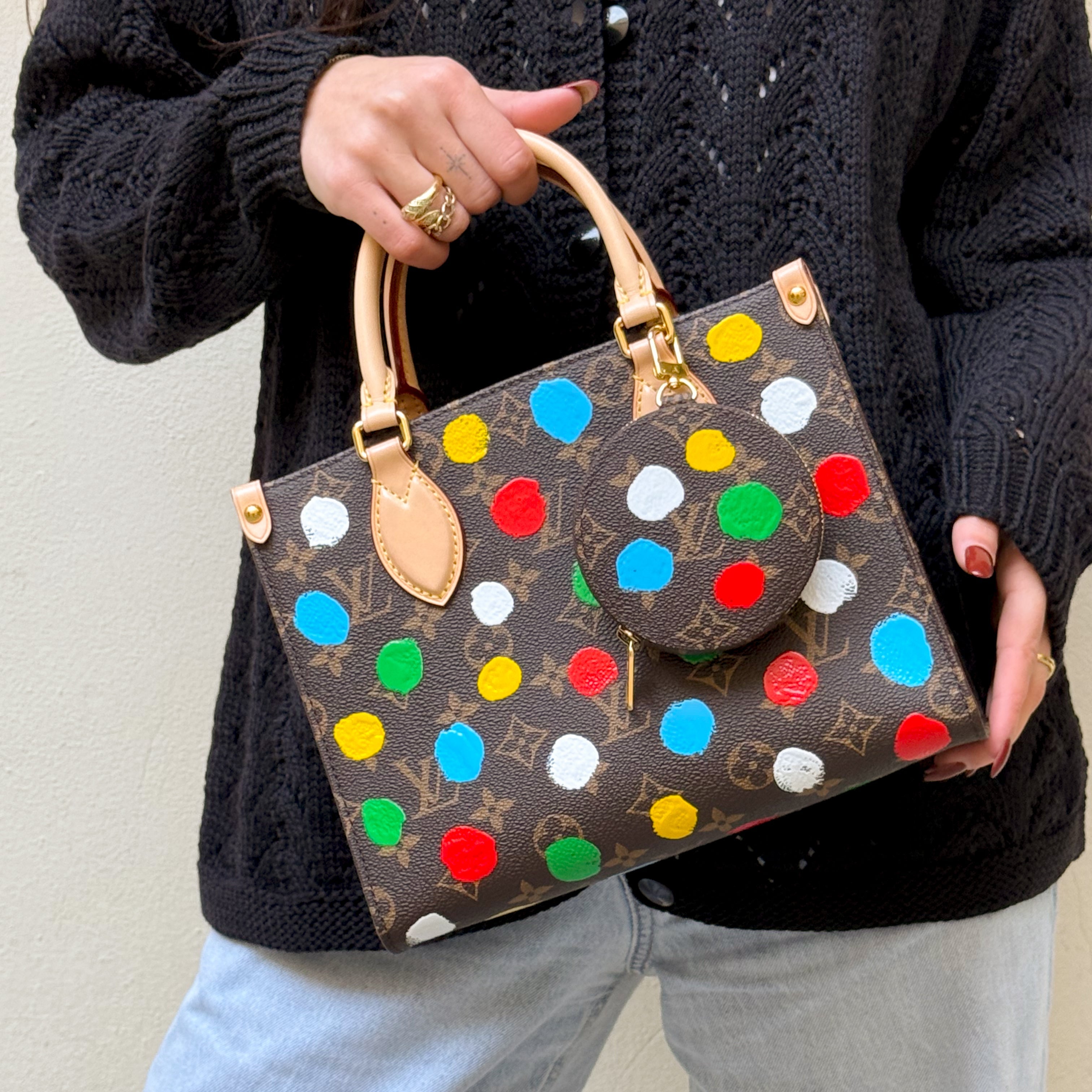 SECONDHAND - LOUIS VUITTON ONTHEGO PM TWO-WAY X YAYOI KUSAMA 2021