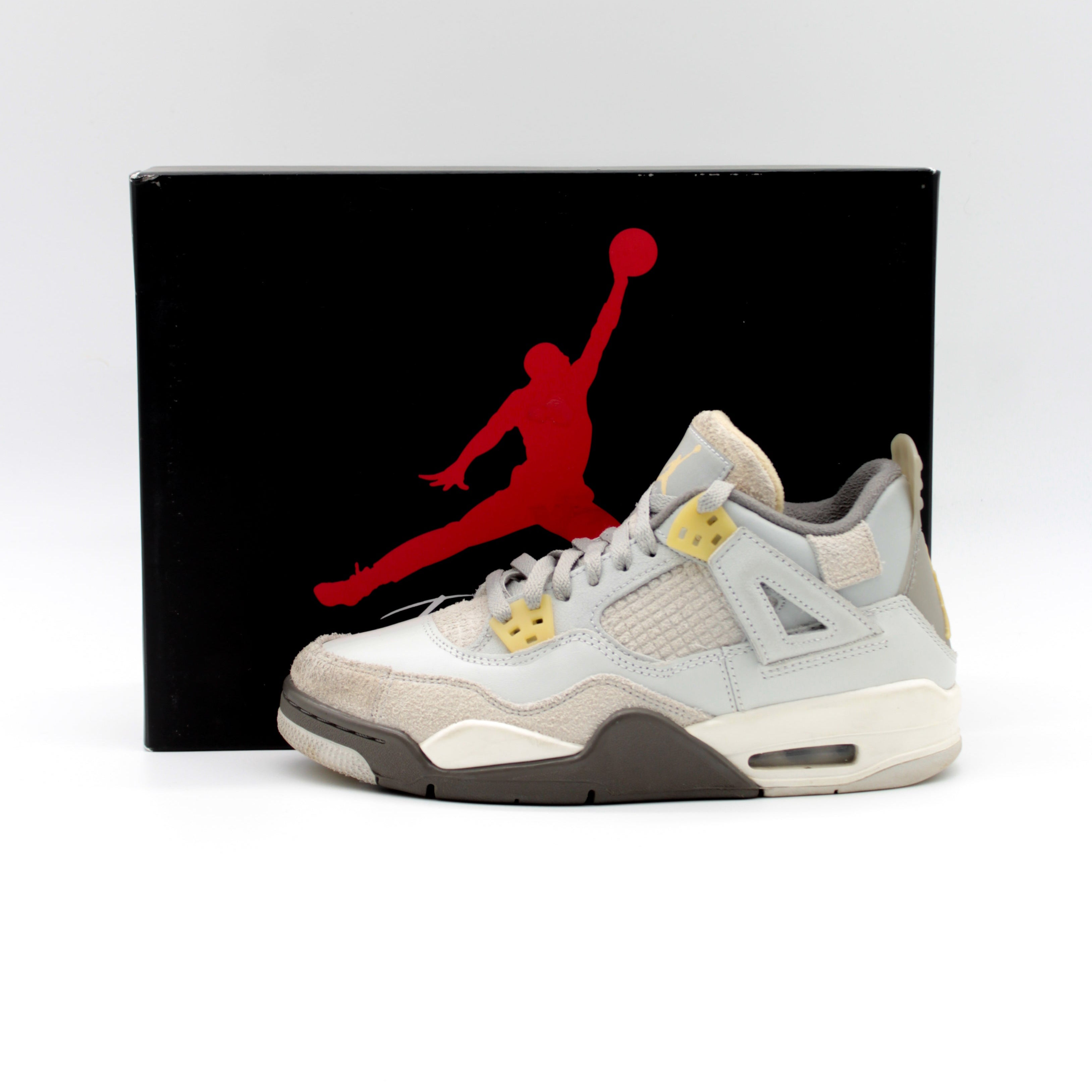 SECONDHAND - AIR JORDAN 4 CRAFT Size 38.5