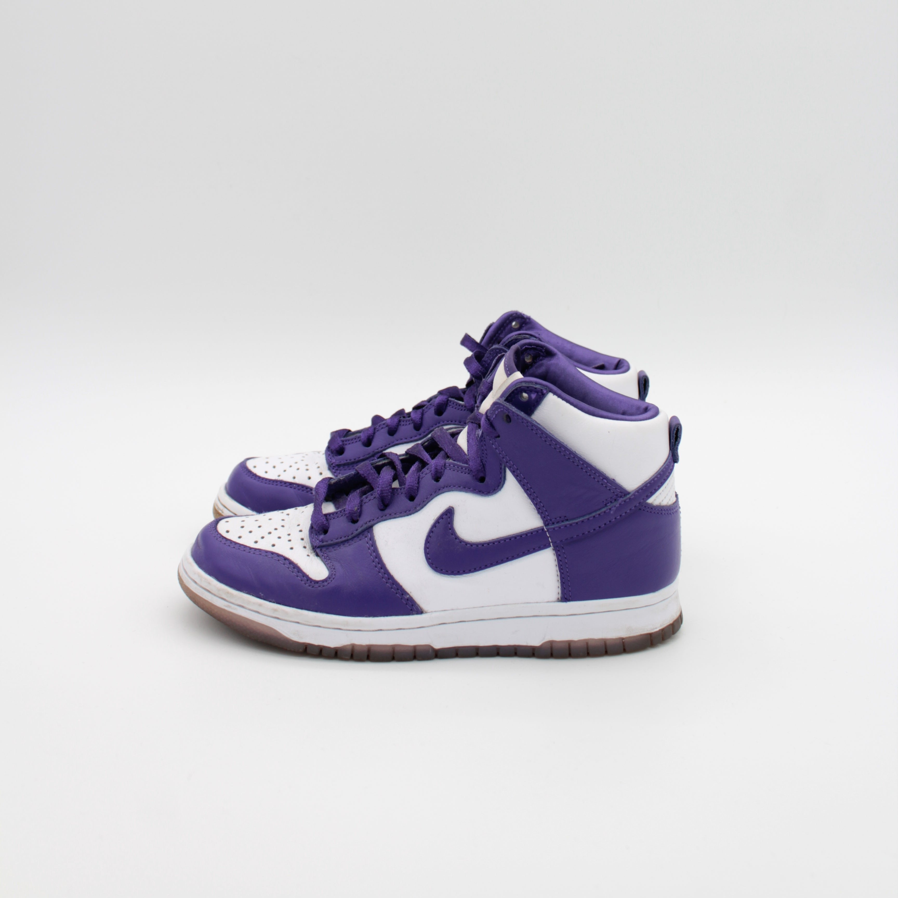 SECONDHAND - DUNK HIGH PURPLE Size 37.5