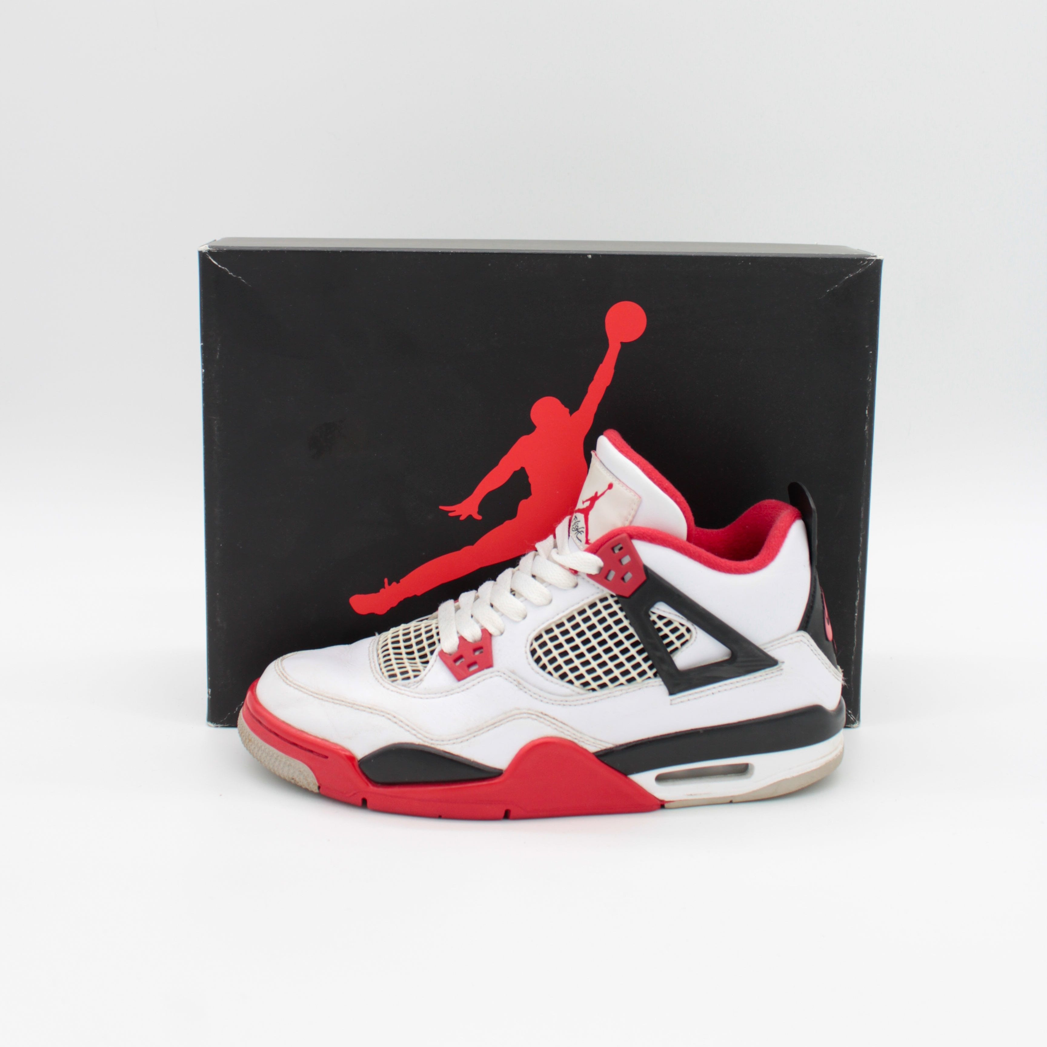 SECONDHAND - AIR JORDAN 4 FIRE RED Size 40