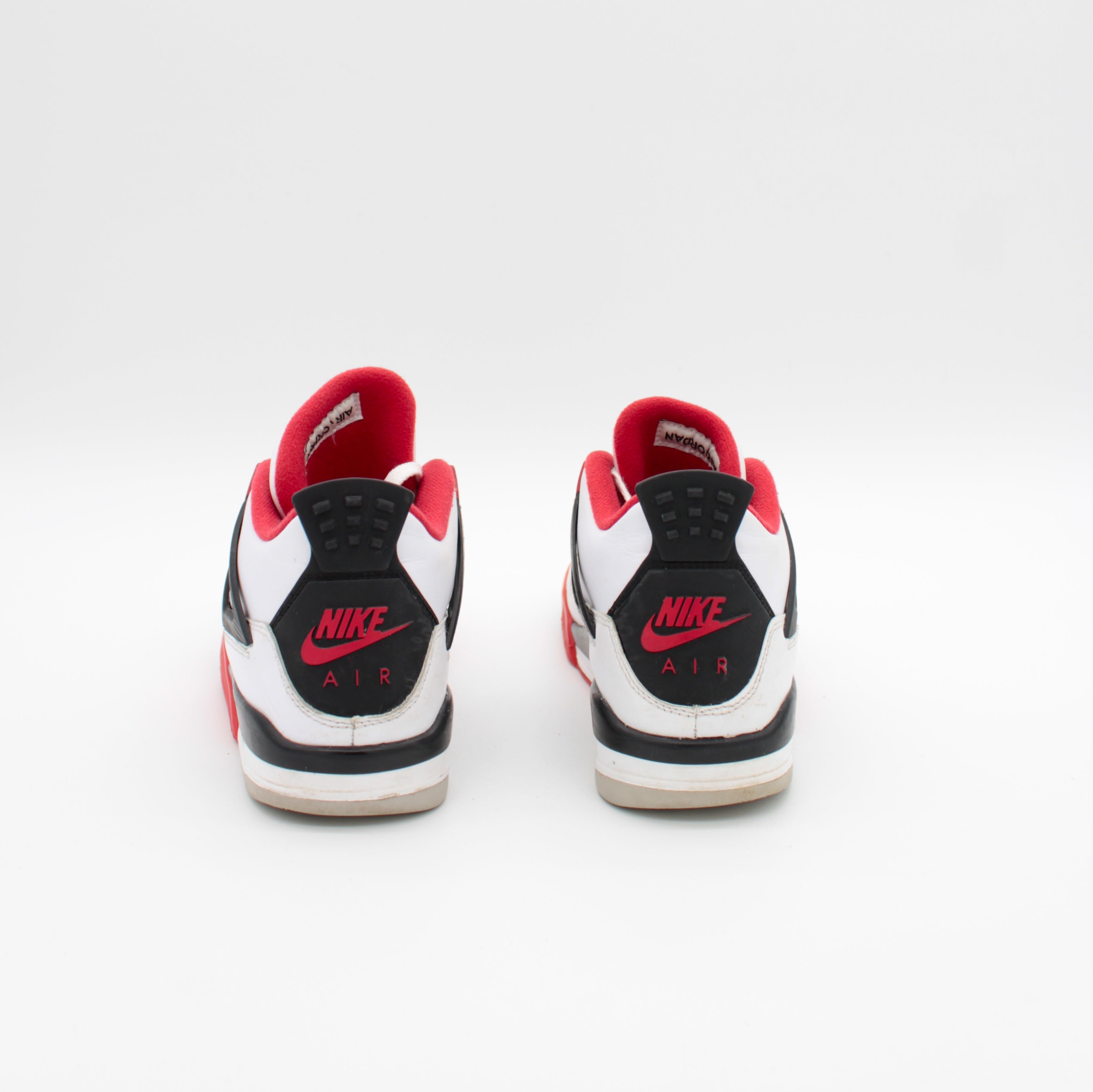 SECONDHAND - AIR JORDAN 4 FIRE RED Size 40