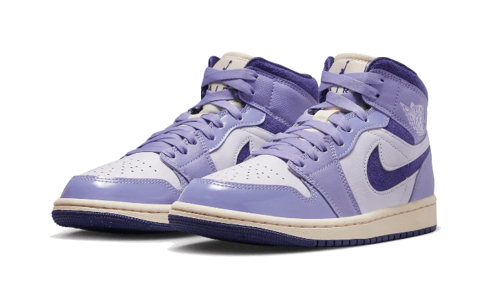 AIR JORDAN 1 MID SE CHENILLE SKY J LIGHT PURPLE (W)