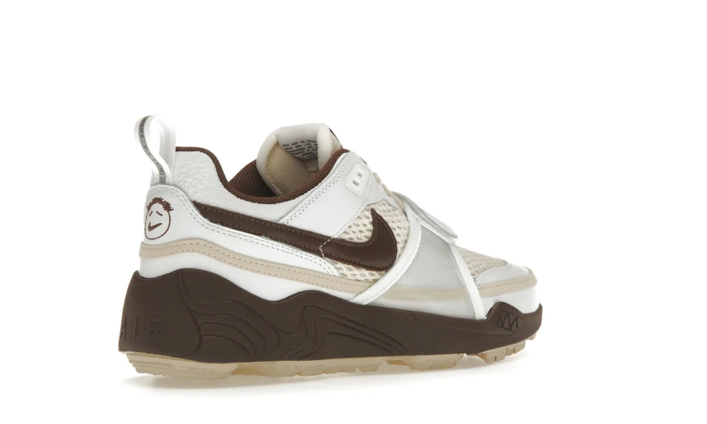 NIKE ZOOM FIELD JAXX TRAVIS SCOTT LIGHT CHOCOLATE