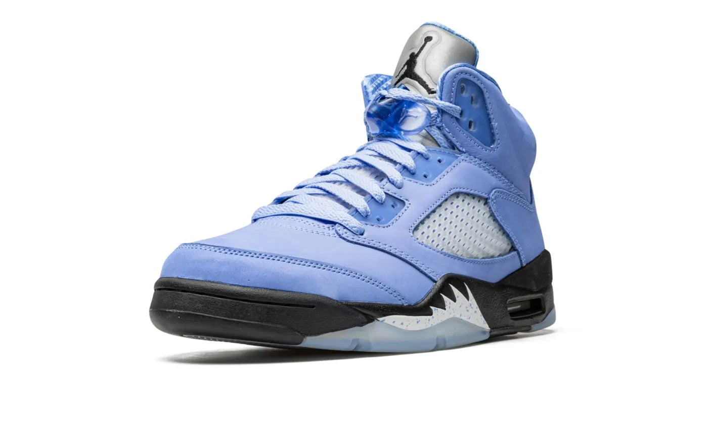 AIR JORDAN 5 RETRO UNC UNIVERSITY BLUE