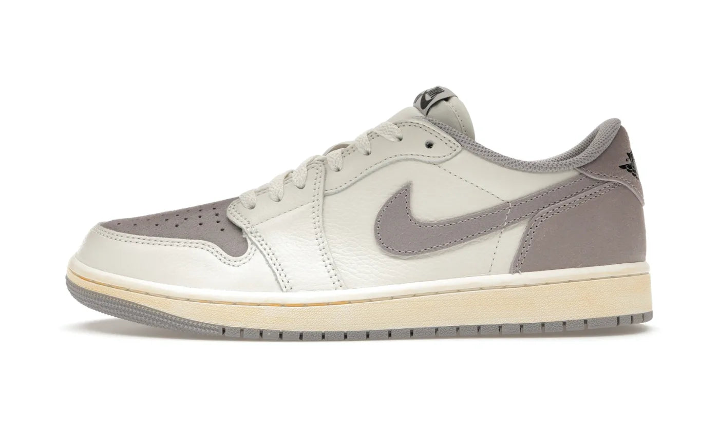 AIR JORDAN 1 RETRO LOW OG ATMOSPHERE GREY