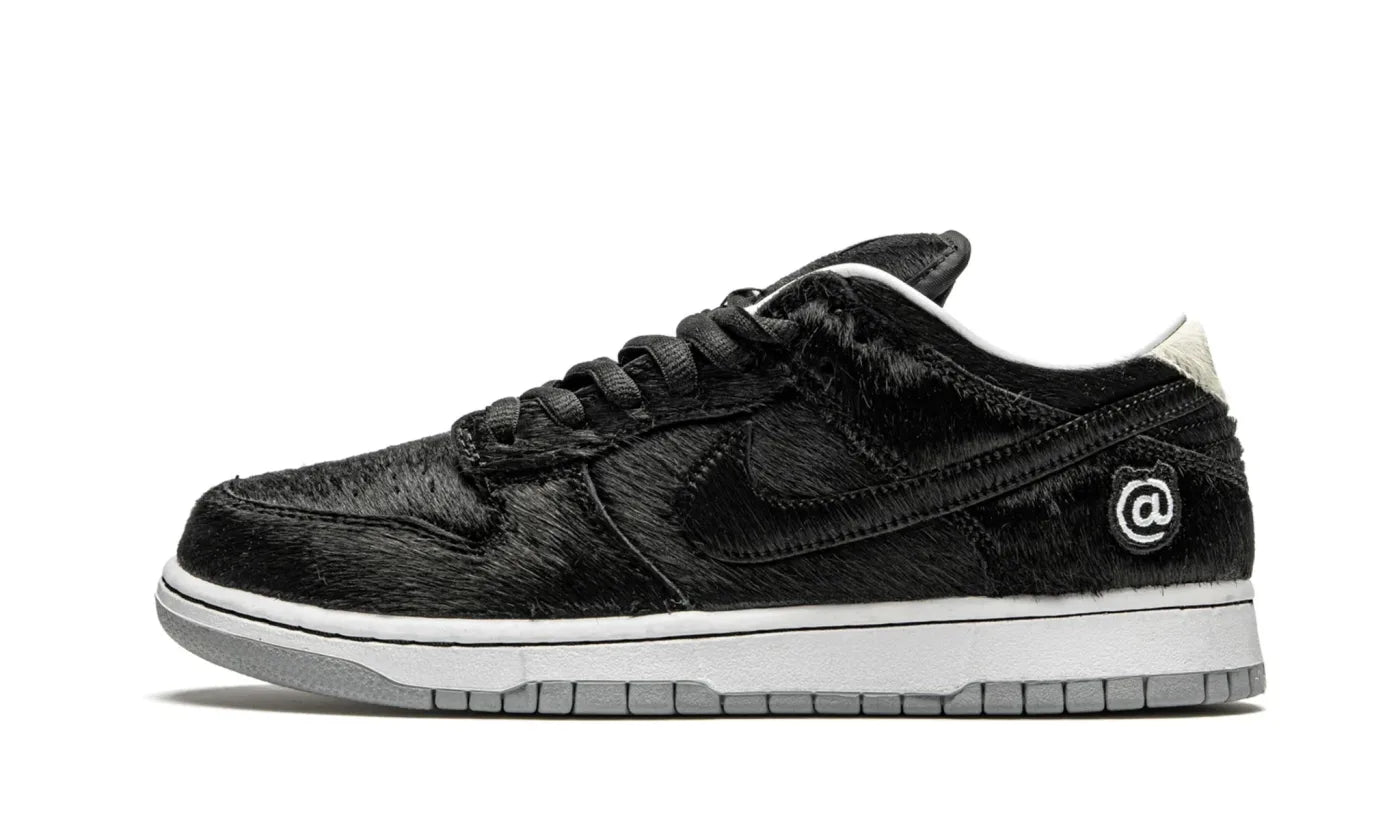 NIKE DUNK LOW SB MEDICOM TOY (2020)