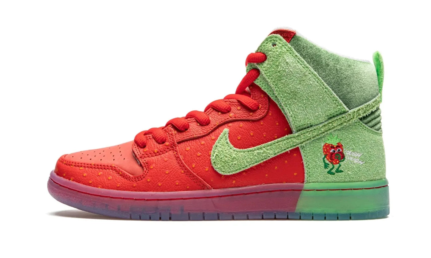 NIKE DUNK HIGH SB STRAWBERRY COUGH