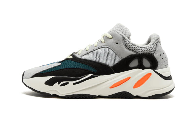 Offerte scarpe adidas yeezy 700 online