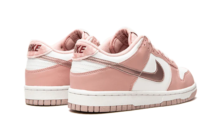 NIKE DUNK LOW PINK VELVET